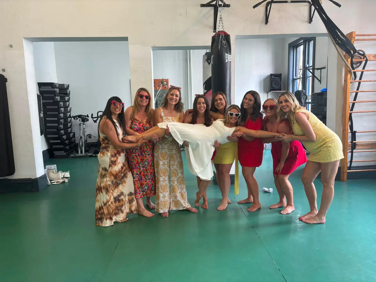 80s hen party dance class alternative