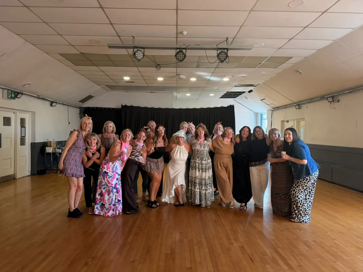 Ariana Grande hen party dance class alternative